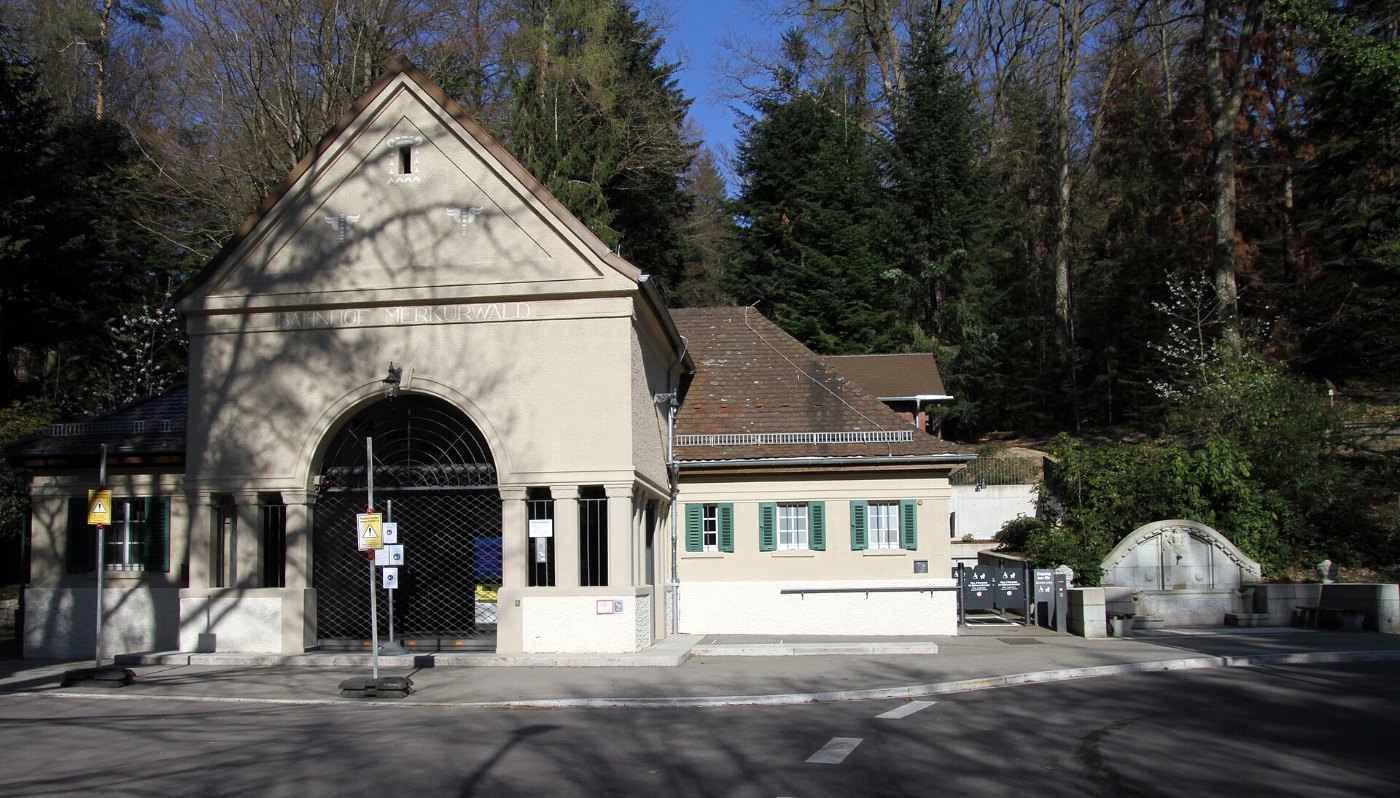 Baden Baden Merkurbergbahn 03 Talstation 2021 gje
