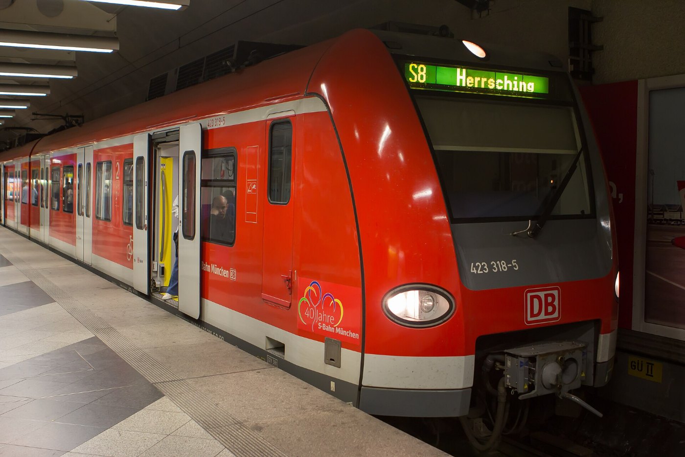 Munich S Bahn Flughafen München 2012 IMG 6874