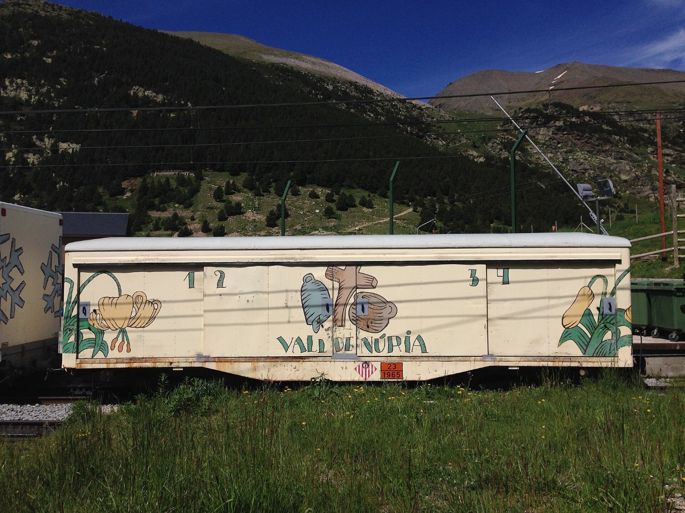 Cremallera de Núria Schiebwandwagen 2016