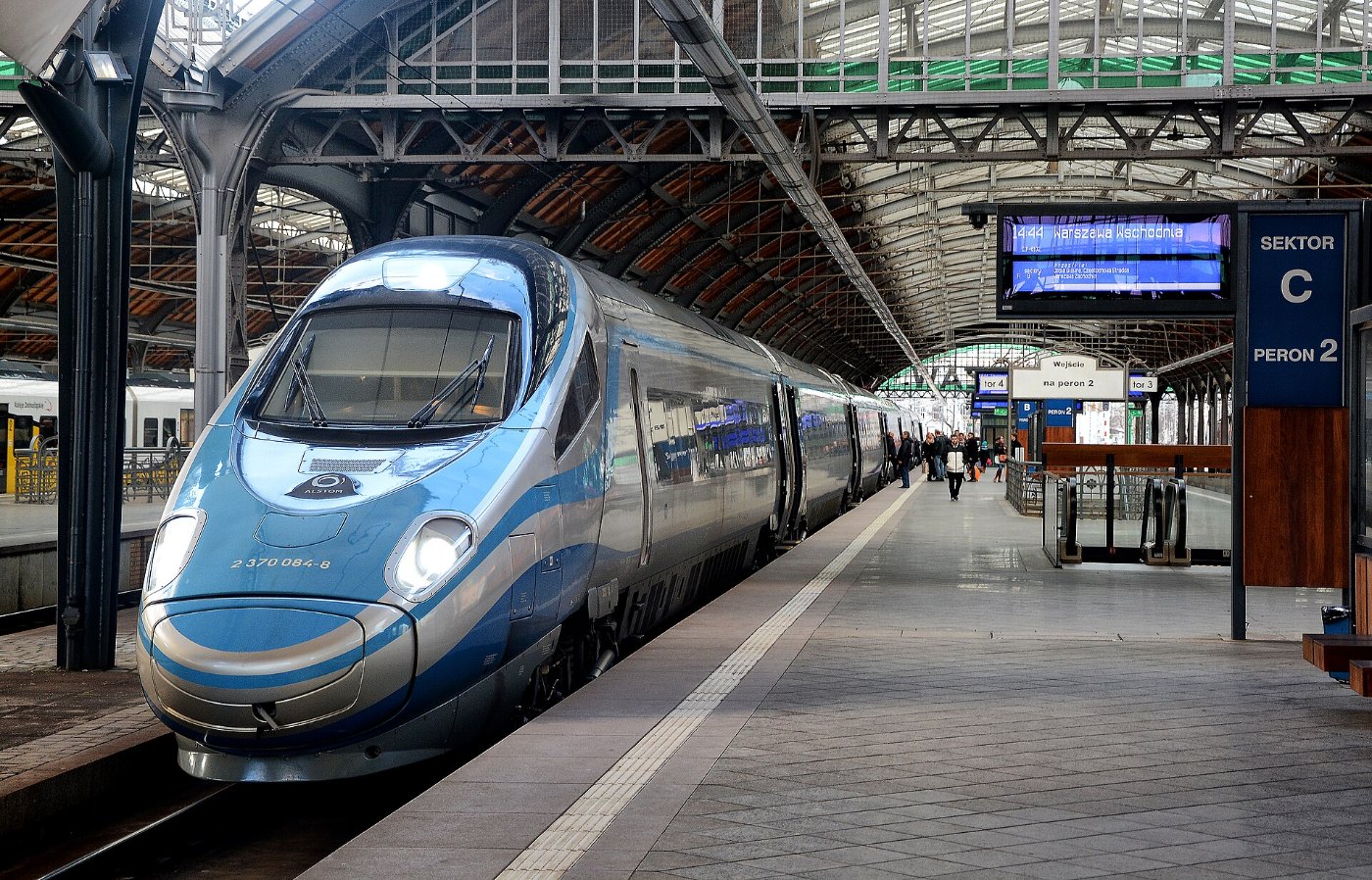 14.02.2016, Wrocław Główny ED250 012 ()