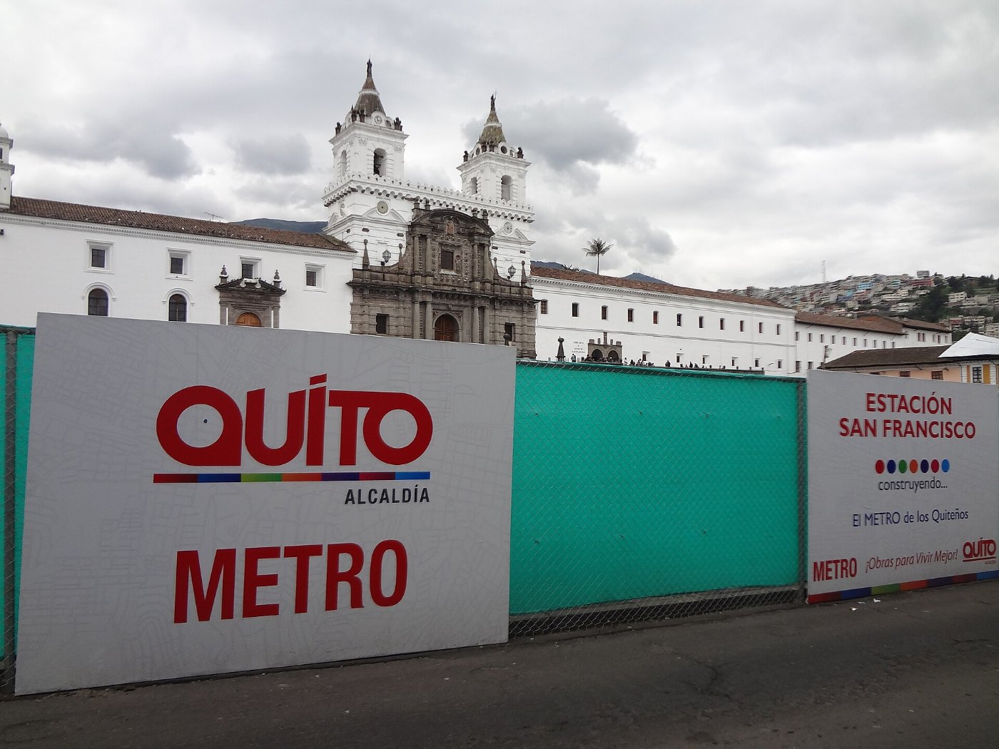 (Quito Metro 2016 Plaza de San Francisco, Quito