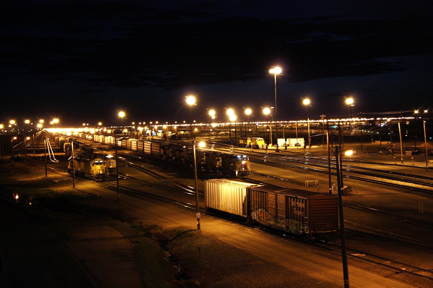 Luftbild des Bailey Yard mit vielen parallelen Gleisen