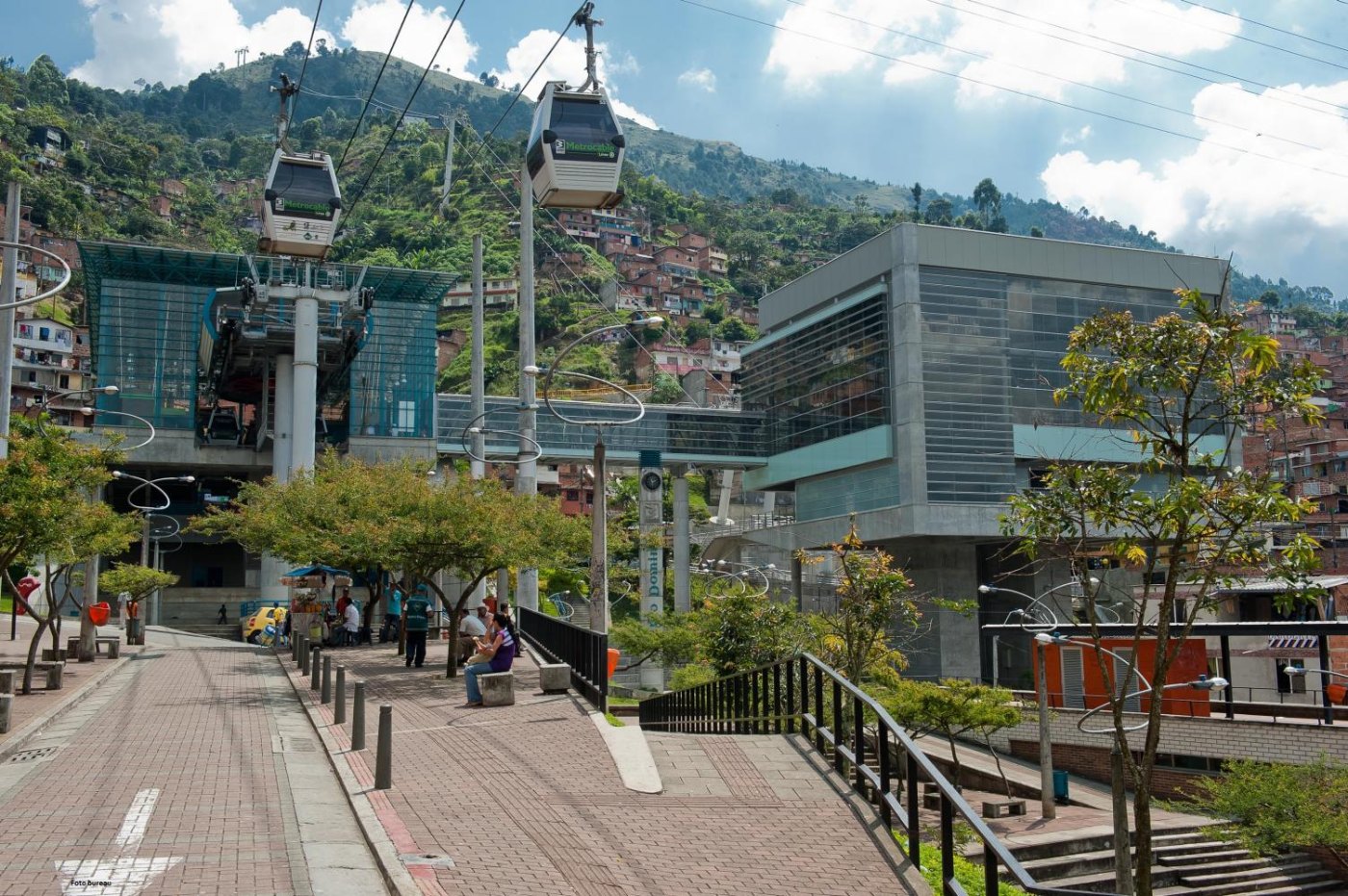 Estación Santo Domingo Savio Metro de Medellín