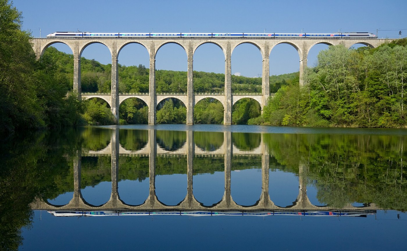 SNCF TGV PSE Viaduc de Cize Bolozon