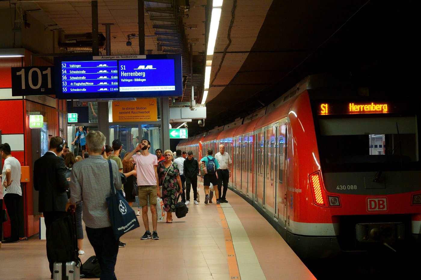 Stuttgart Hauptbahnhof tief 03 07 2019 30