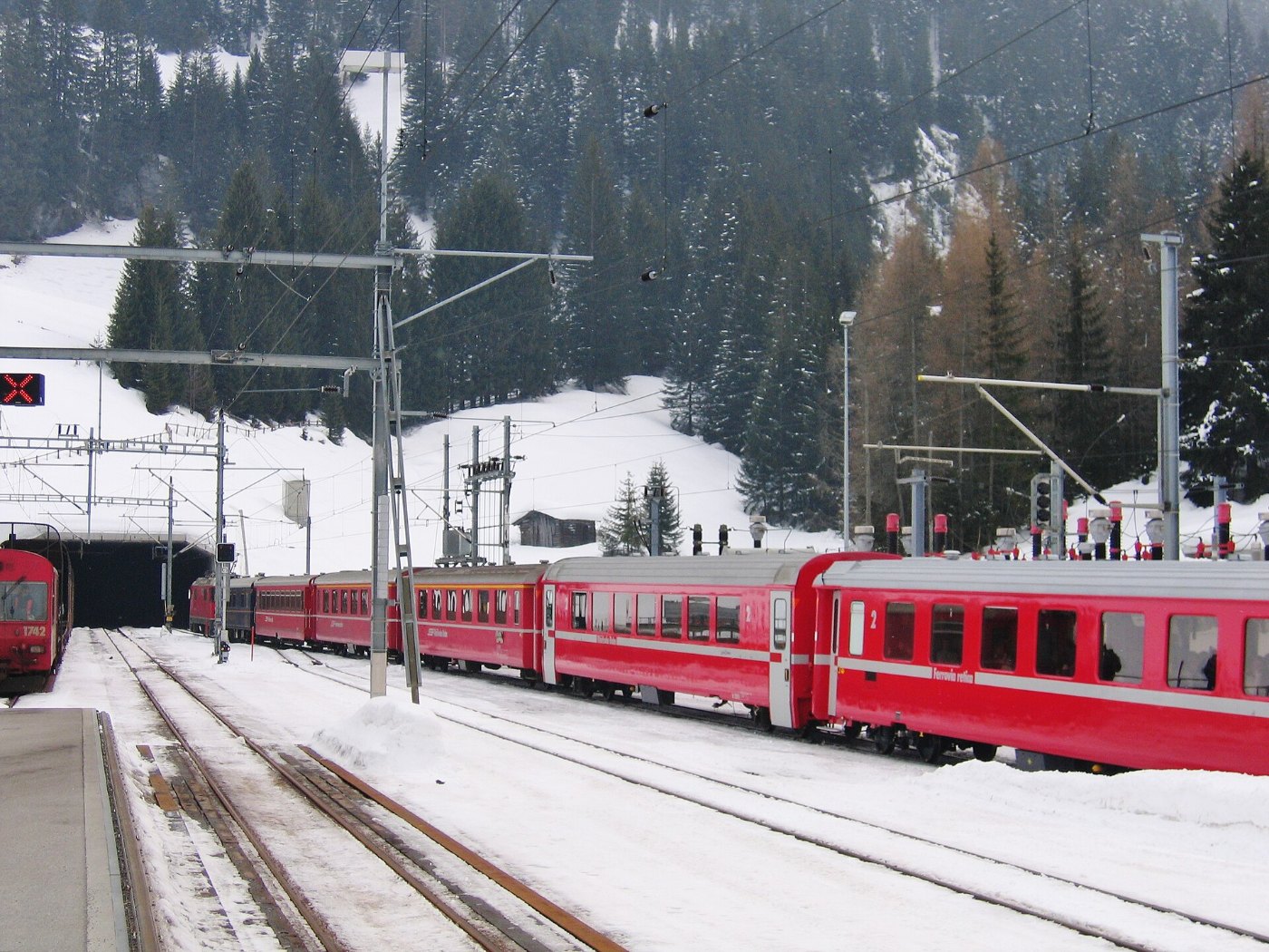 Vereinatunnel bei Klosters panoramio