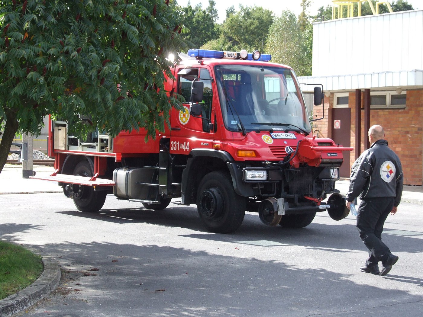 Warsaw metro Unimog U400