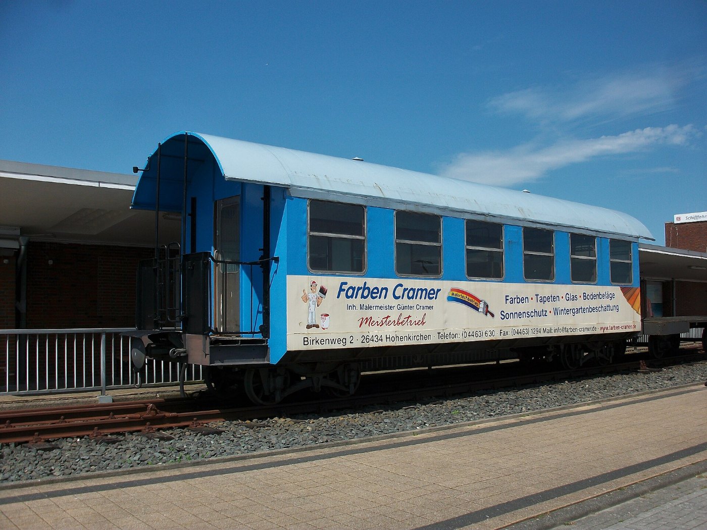 Waggon der Inselbahn Wangerooge im ehemaligen Bahnhof Harle (5)